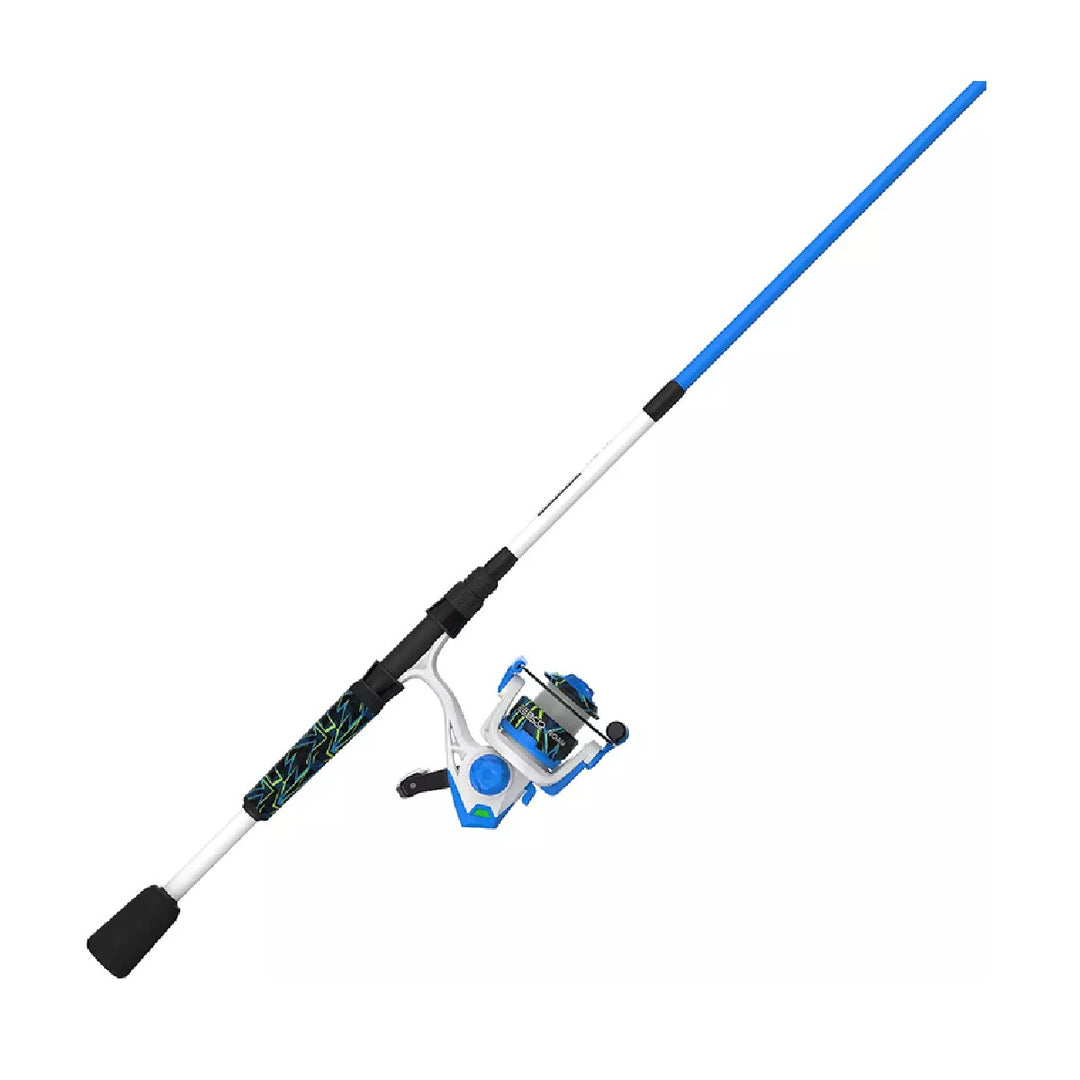 ComfortGrip™ handle of Zebco Roam combo in hand