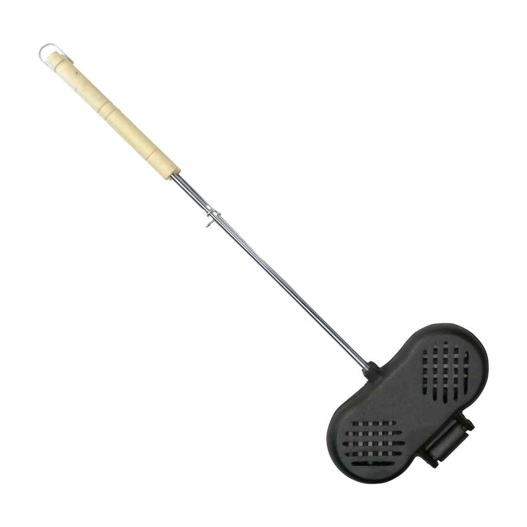 Pre-seasoned cast iron cooking surface of Coghlan’s Double Broiler
